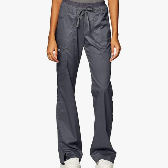 Cherokee scrubs - Picture 4 of 5